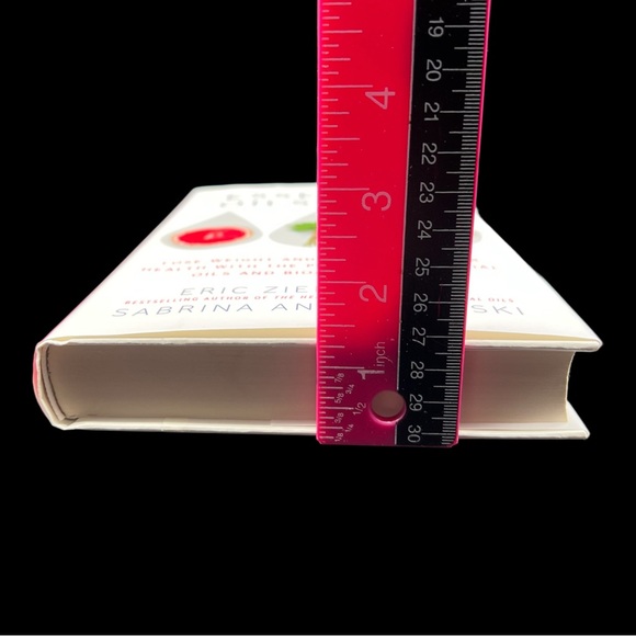 The Essential Oils Diet Book Lose Weight & Transform Your Health Essential Oils - Picture 11 of 12